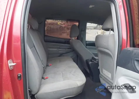 2013 Toyota Tacoma Prerunner V6 z USA, uszkodzony, nr VIN 5TFJU4GN0DX047737